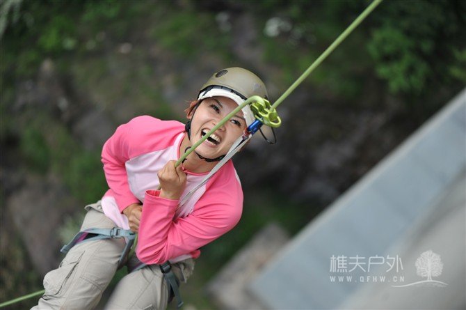 psbCAY0EJ11.jpg