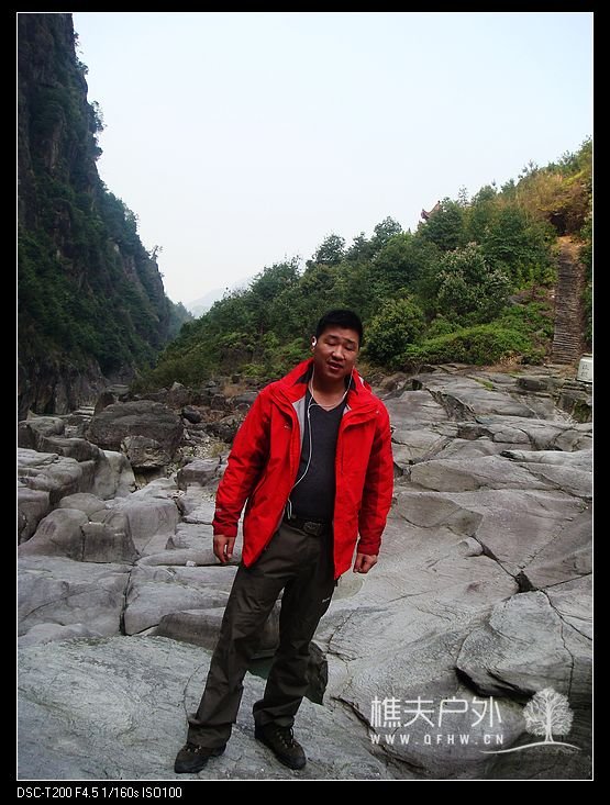 DSC08695.jpg